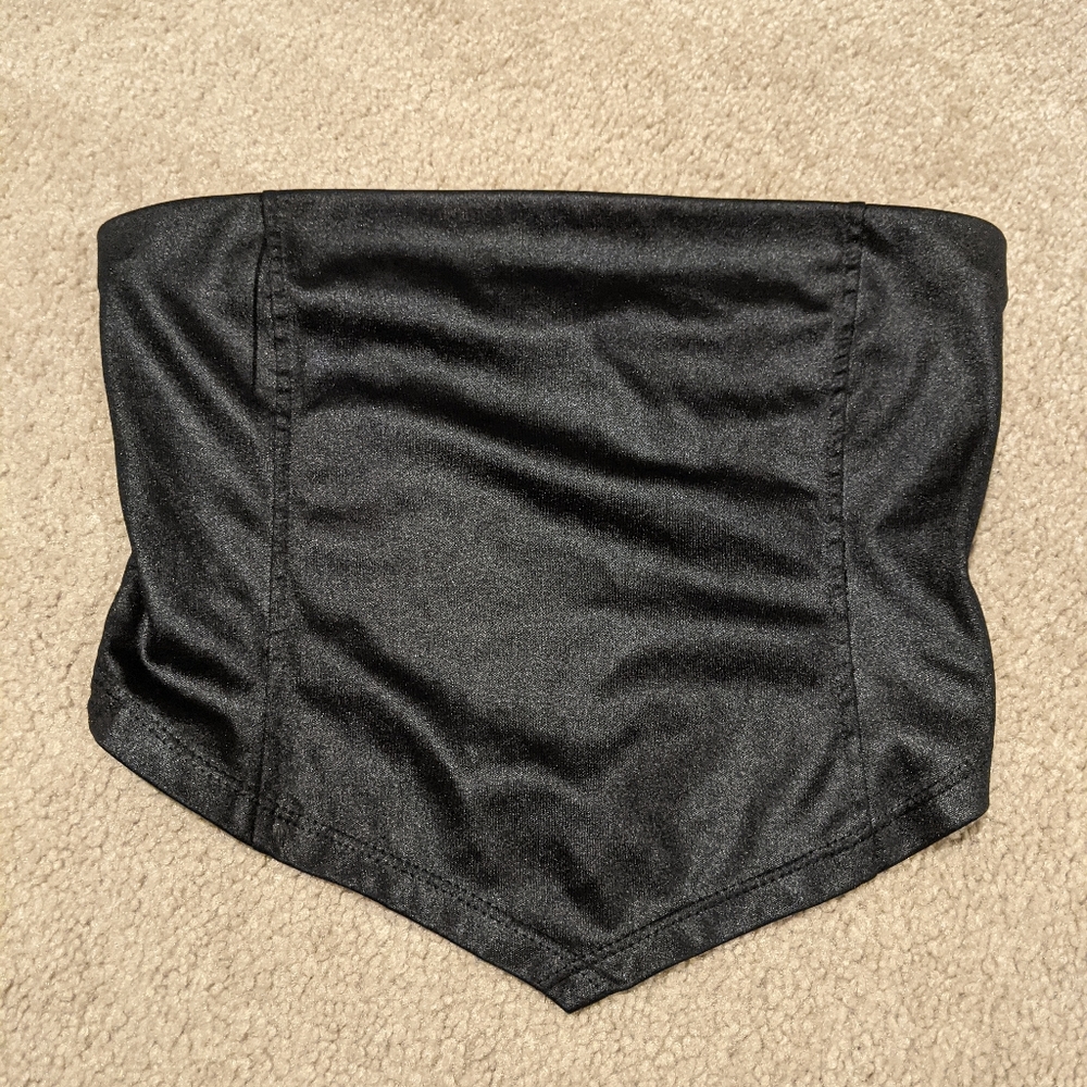 Charlotte Russe black sleeveless crop top size small